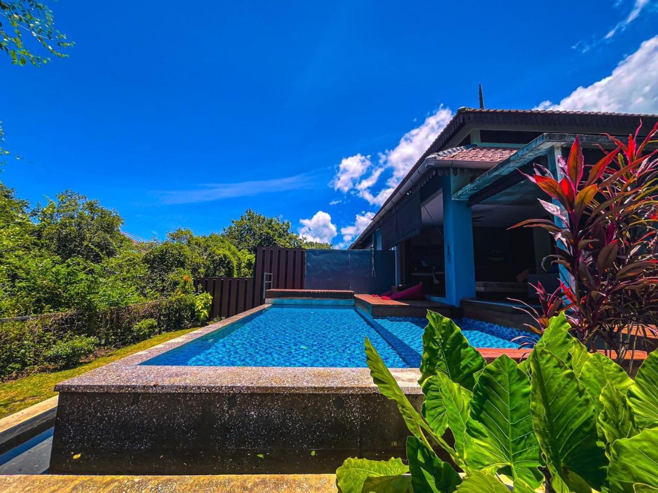 Royale Riviera Resort Private Pool Villas Pantai Cenang  Exterior foto